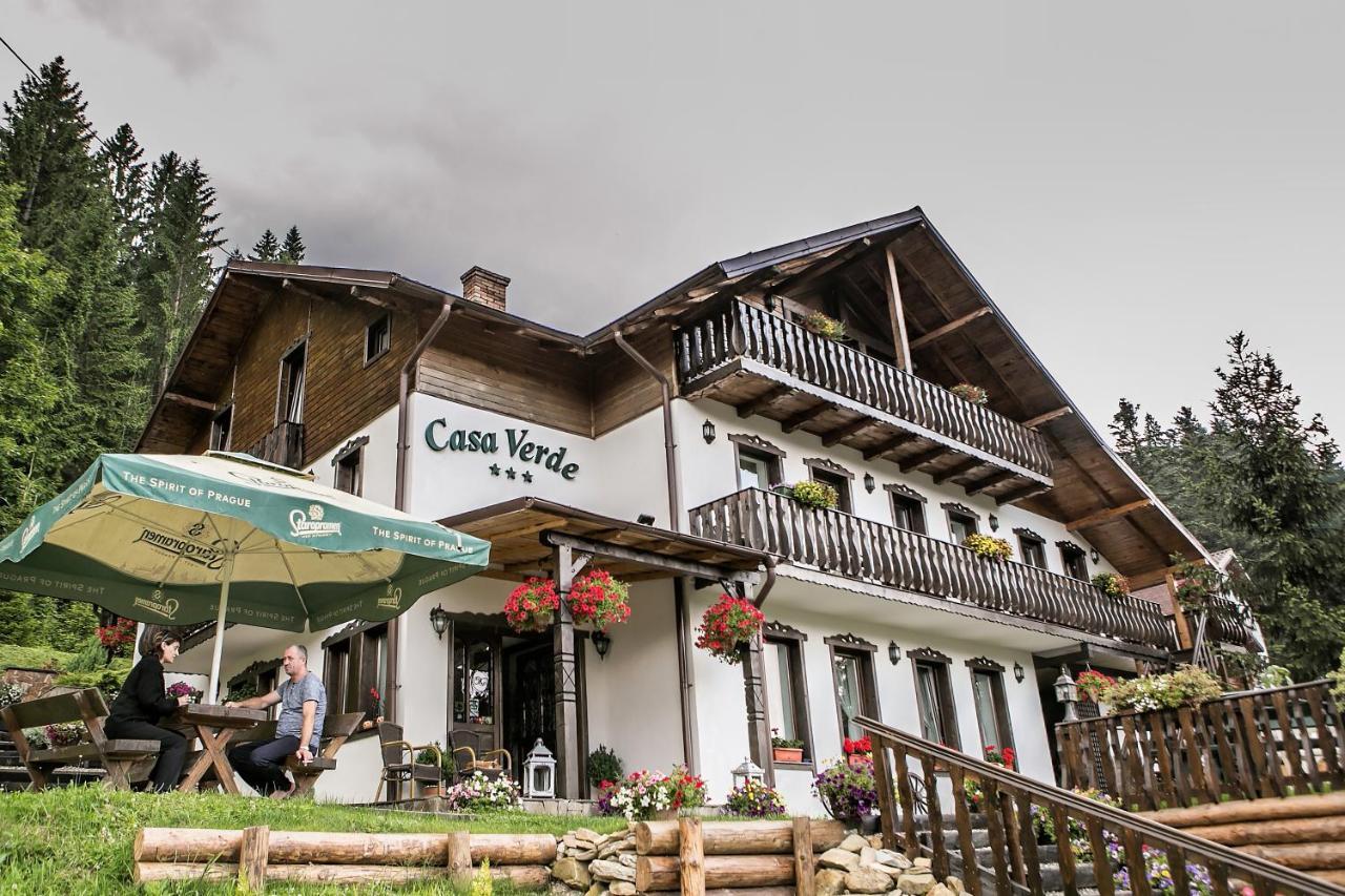 Casa Verde Voronet Exterior photo