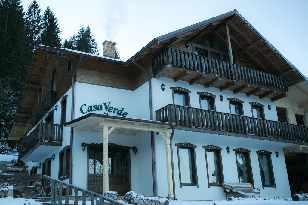 Casa Verde Voronet Exterior photo